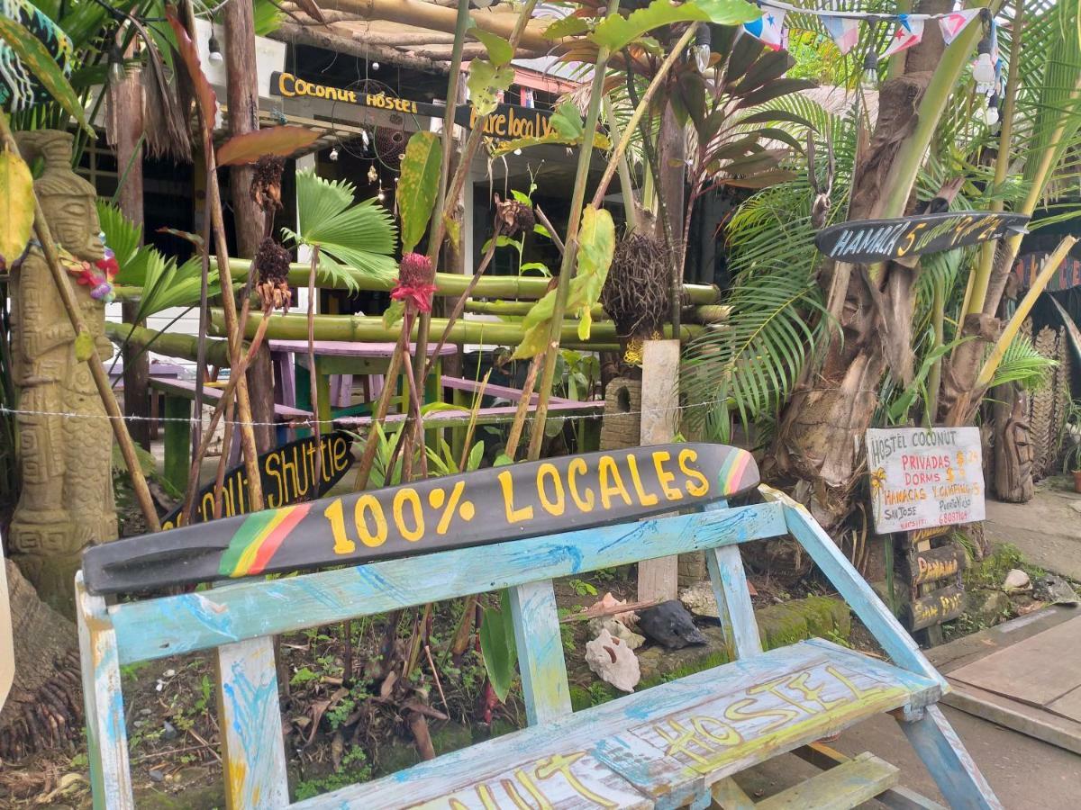 Coconut Hostel Bocas Town Extérieur photo